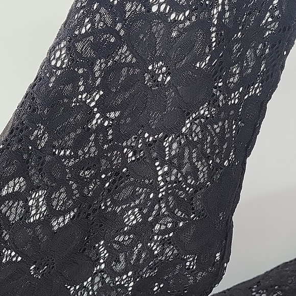 Elegant Lace Kimono Black - Picture 11 of 15